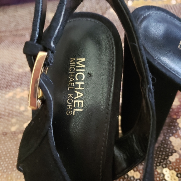 NWOB Black Michael Kors heels - Picture 4 of 8